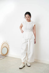 White detail pleats blouse