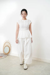 White detail pleats blouse