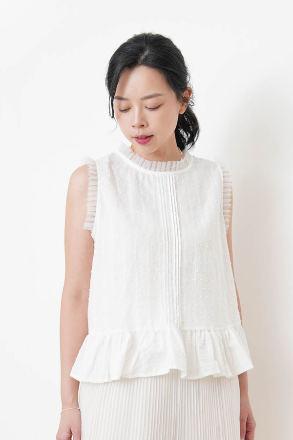 White dotted pattern vest w/ chiffon trimming