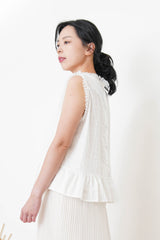 White dotted pattern vest w/ chiffon trimming