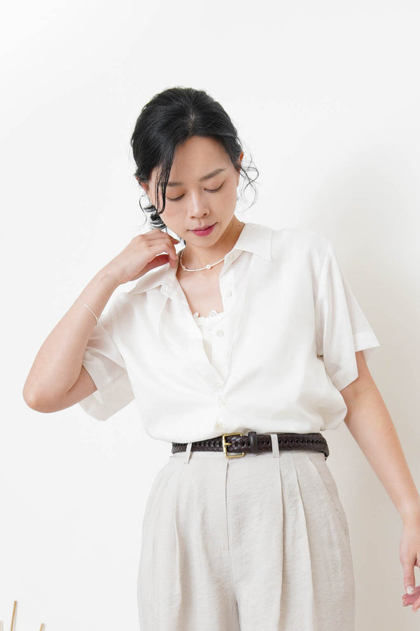 White double layering short sleeve shirt