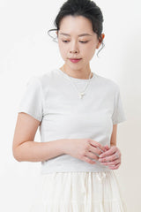 White stripes minimal cutting Tee