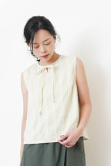 Yellow embroidery vest w/ ribbon collar