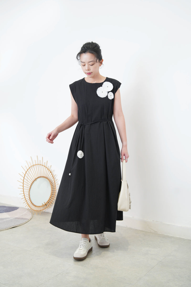 Black 3D flower dress w/ strap