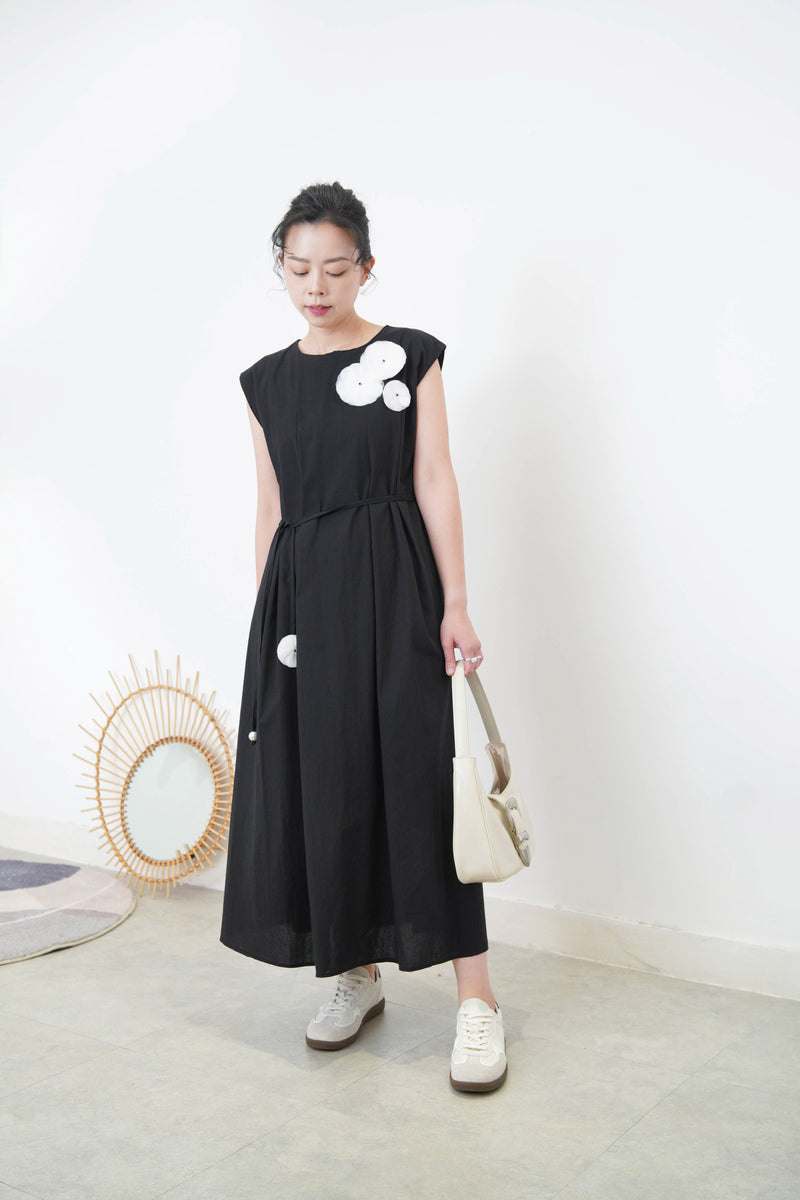Black 3D flower dress w/ strap