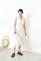 White lace v neck dress w/ chiffon layering