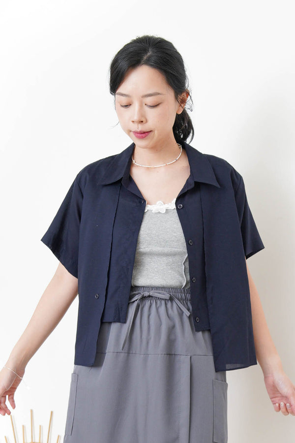 Navy double layering short sleeve shirt