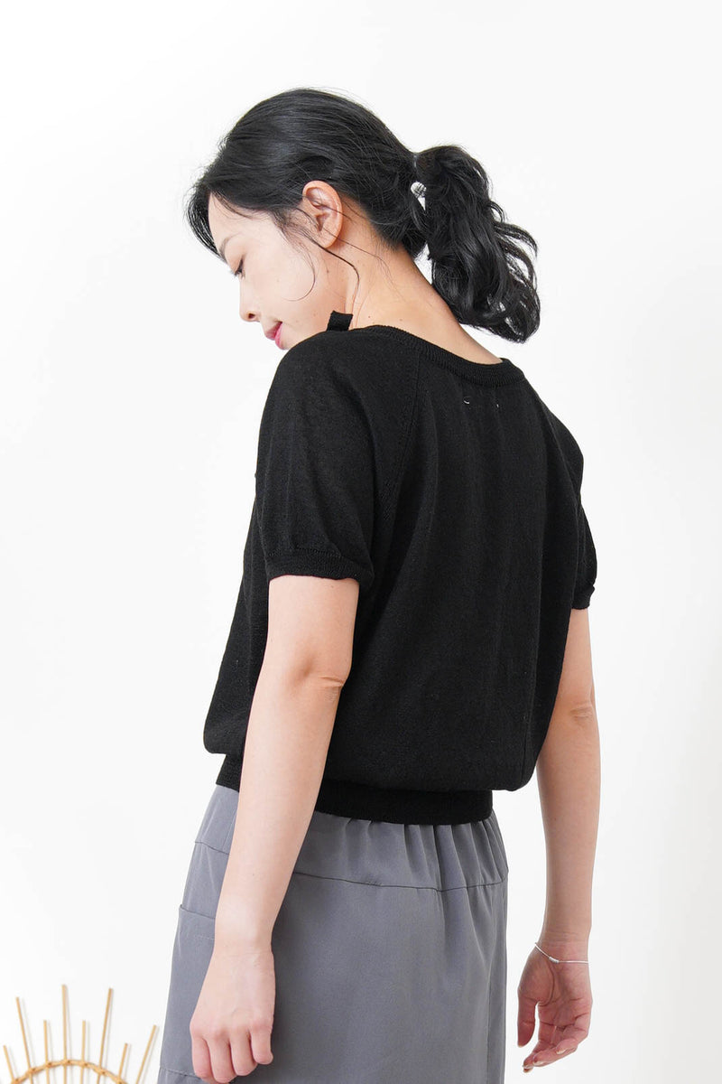 Black knit top w/ ribbon collar details