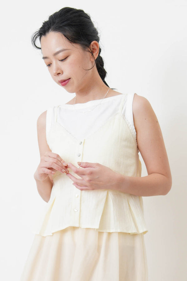 Light yellow buttons cami w/ lace v neck