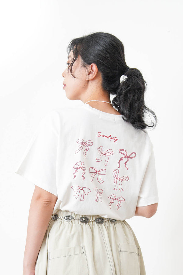 White ribbon print tee