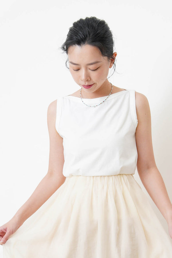 Boat neck vest