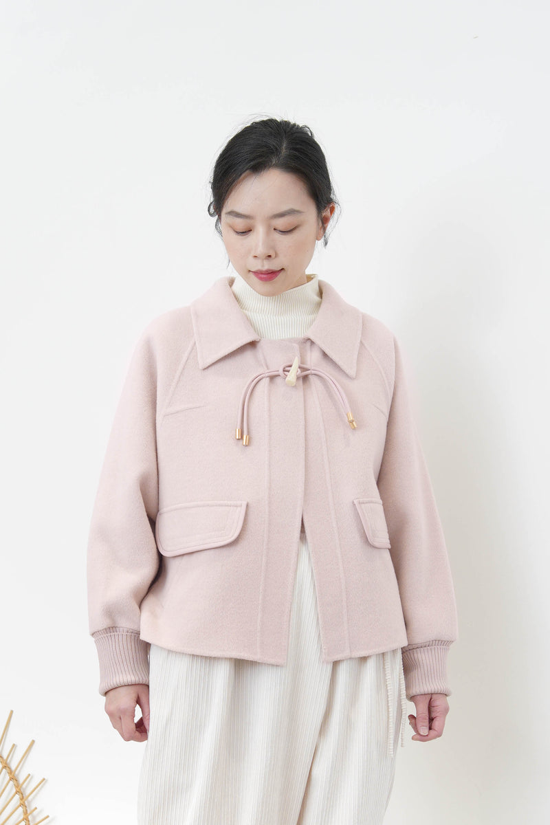 Dusty pink wool jacket w/ details button