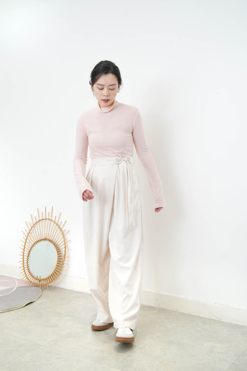 Ivory wide leg trousers w/ side ribbon