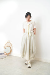 Ivory balloon skirt w/ elastic hem