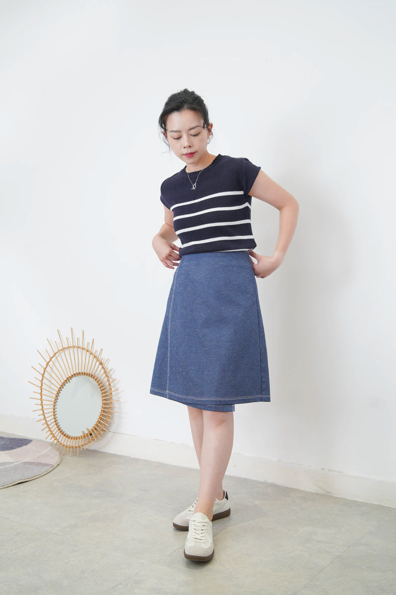 Navy outined stitching wrap skirt