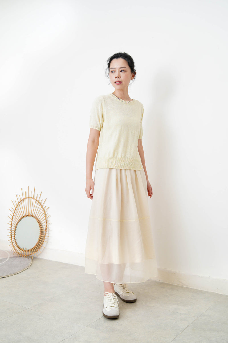 Lemon knit top w/ buttons split hem