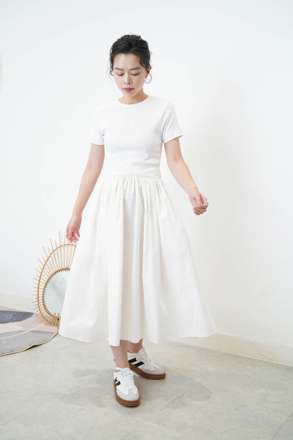 White minimal dress w/ pockets
