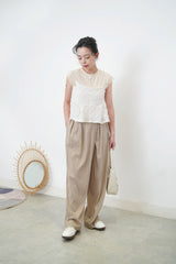 White texture cami vest w/ adj. shoulder straps