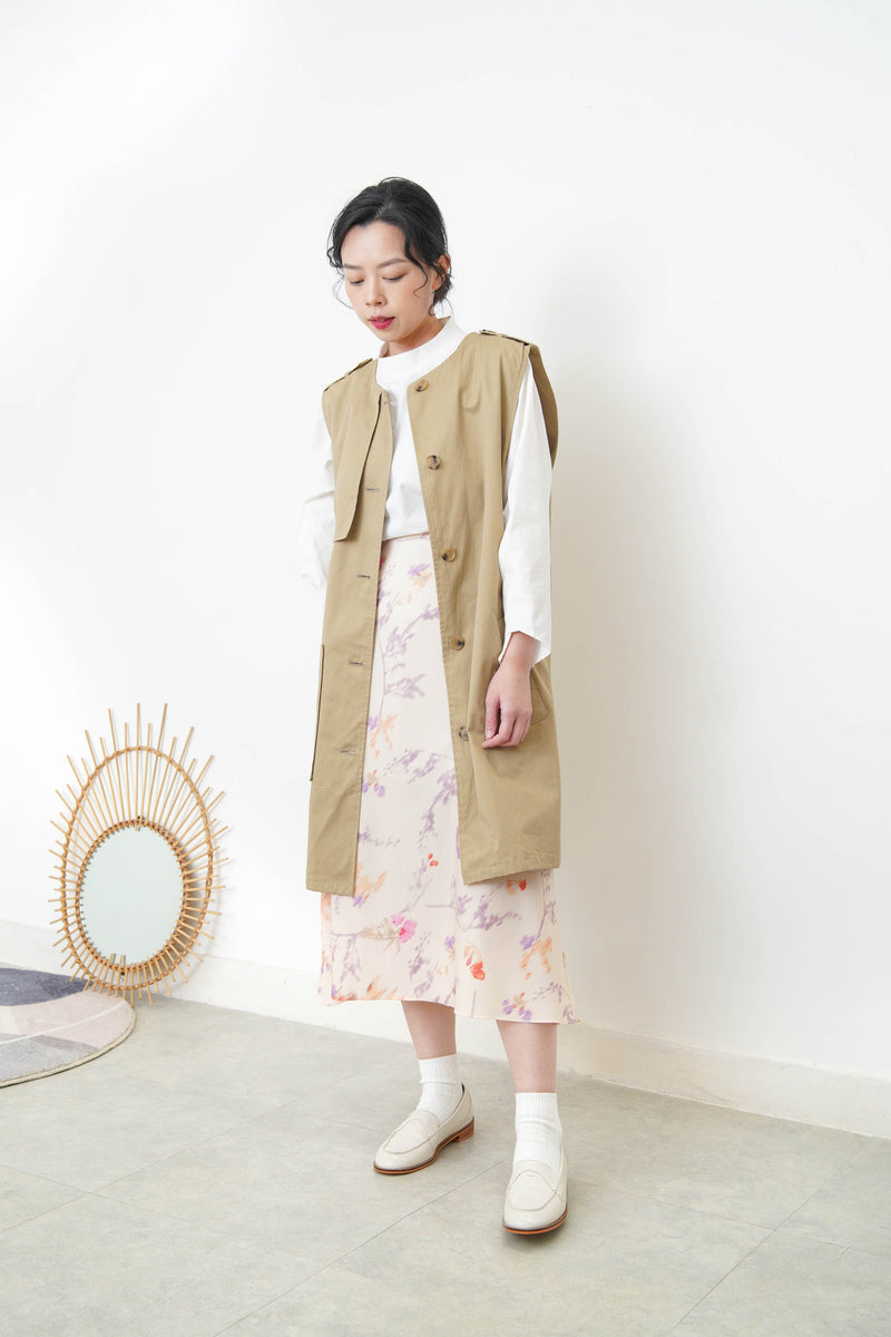 Beige vest trench coat