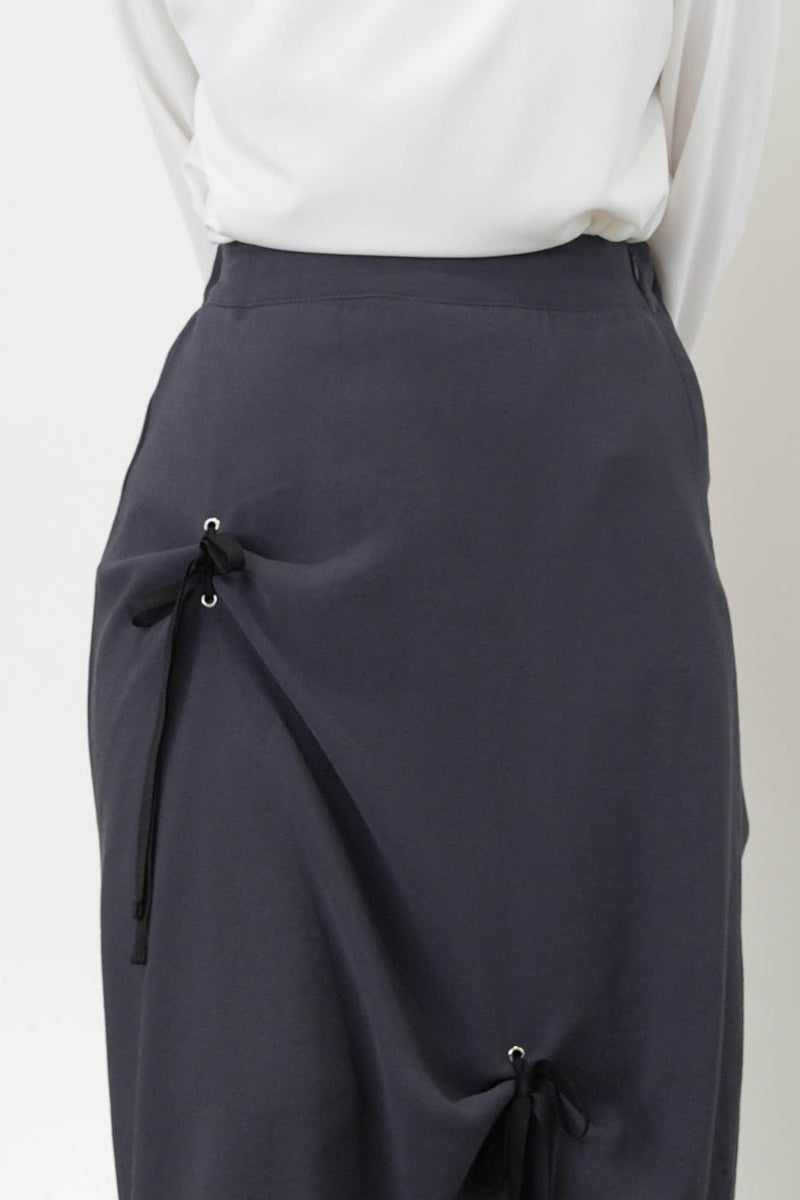 Grey skirt w/ ribbon details