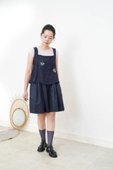 Navy pleats A cut short