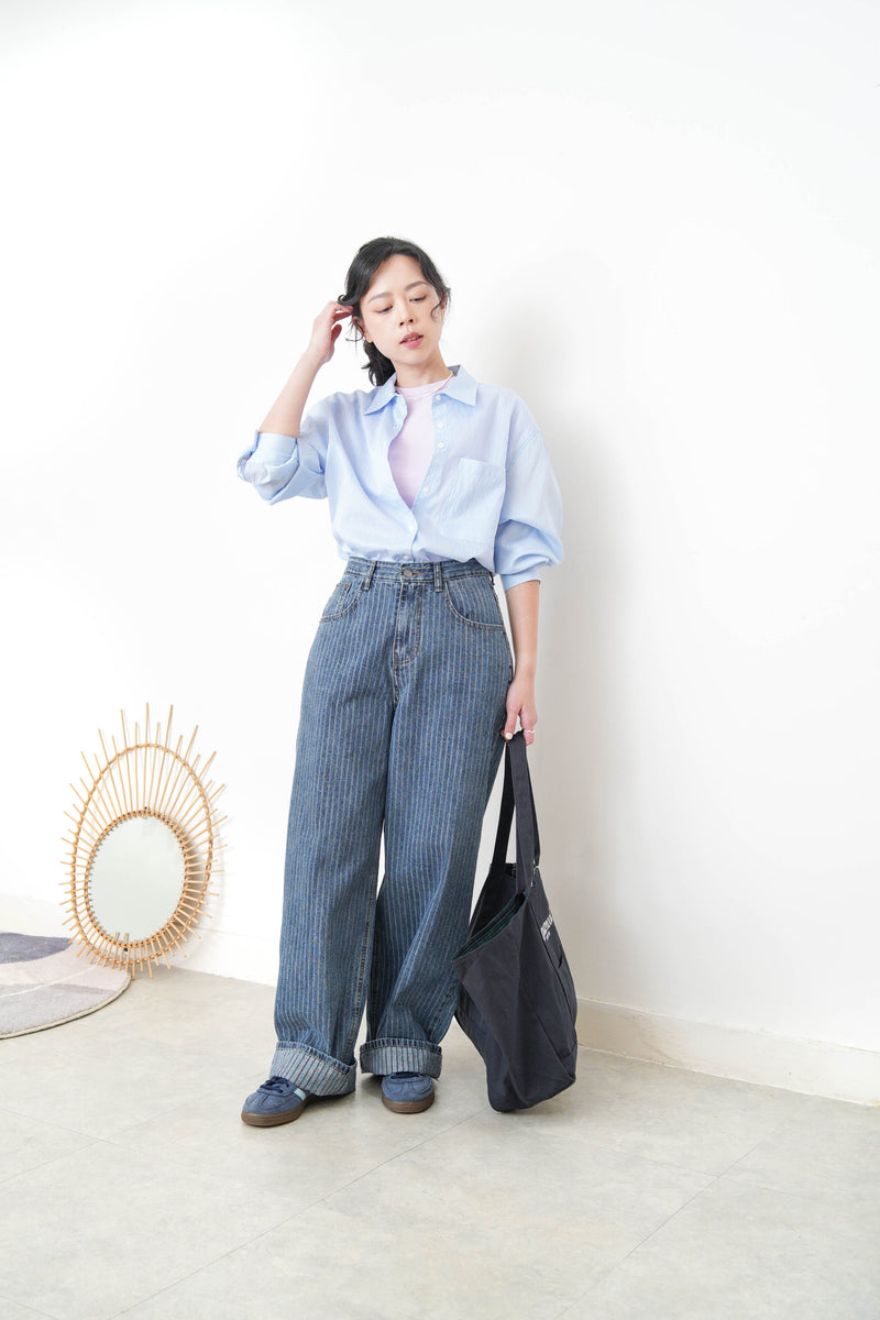 Stripes loose cut jeans