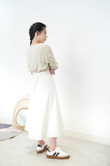 White volume skirt w/ belt