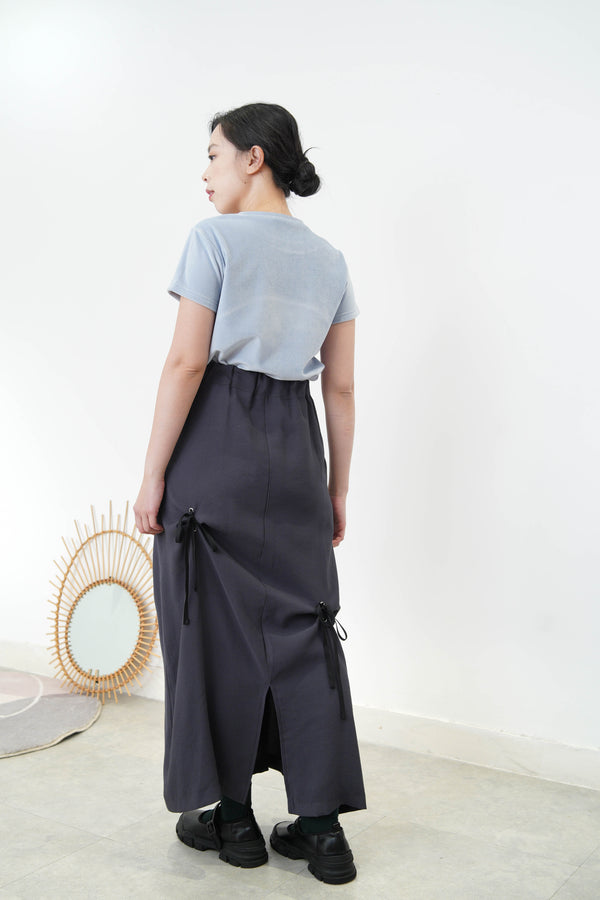 Grey skirt w/ ribbon details