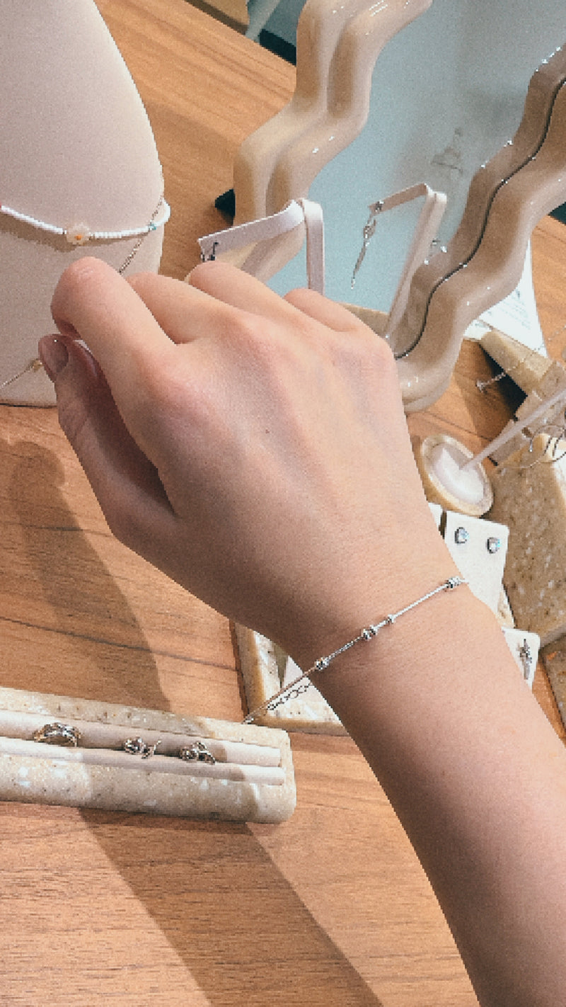 925 silver bracelet w/ movable beads