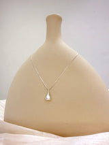 Matte waterdrop necklace