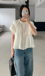 White smooth blouse in balloon shape