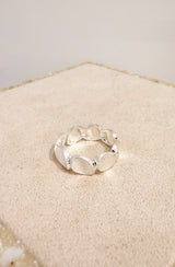 Leaf shape ring