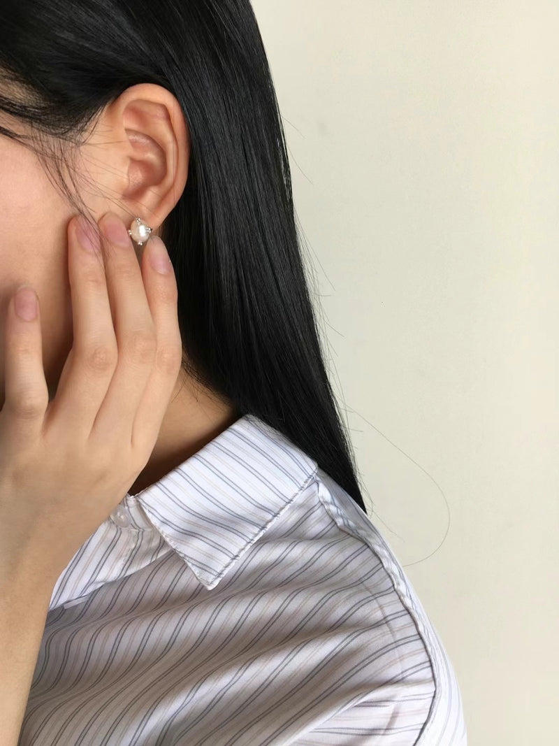 Oval pearl 925 silver earrings