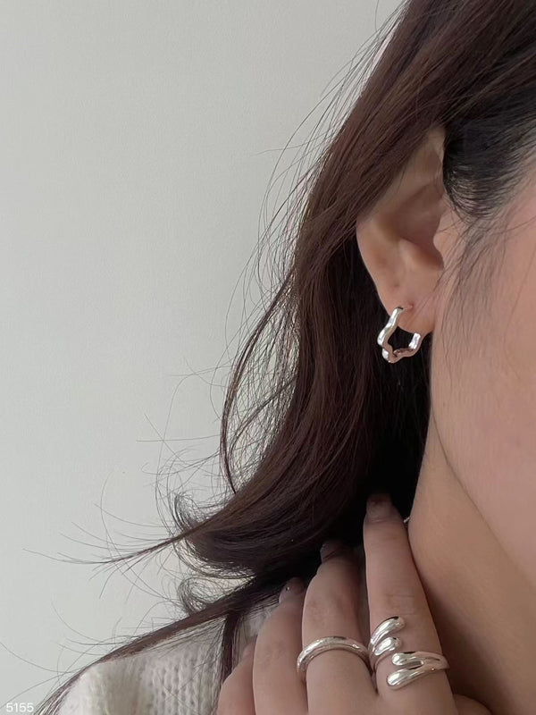 Flower silver earrings