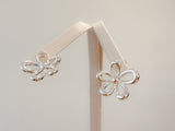 Flower outline earrings