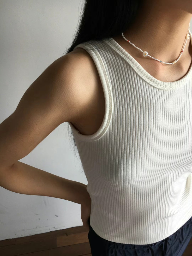 925 white daisy necklace in color beads
