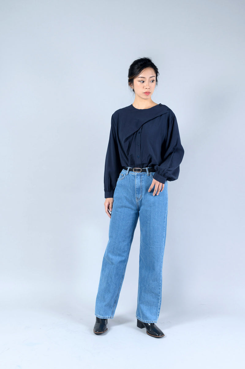 Blue straight cut high waist jeans
