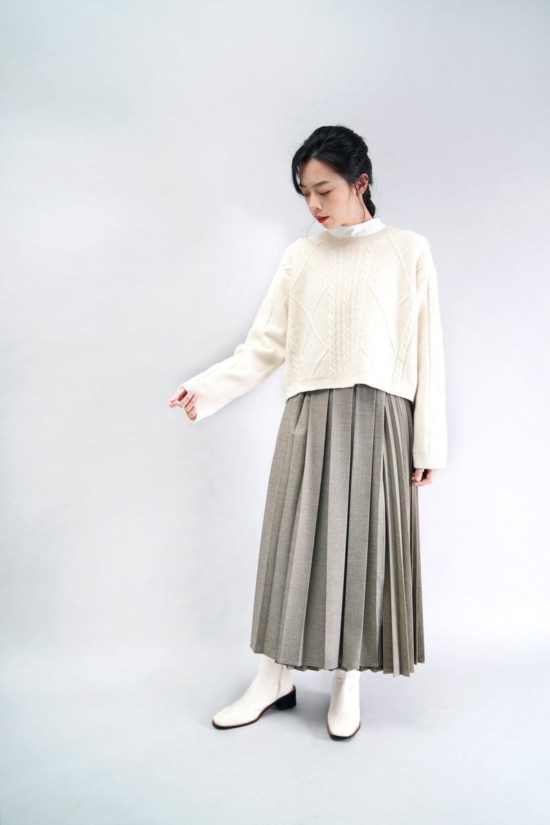 Off white pattern crop sweater
