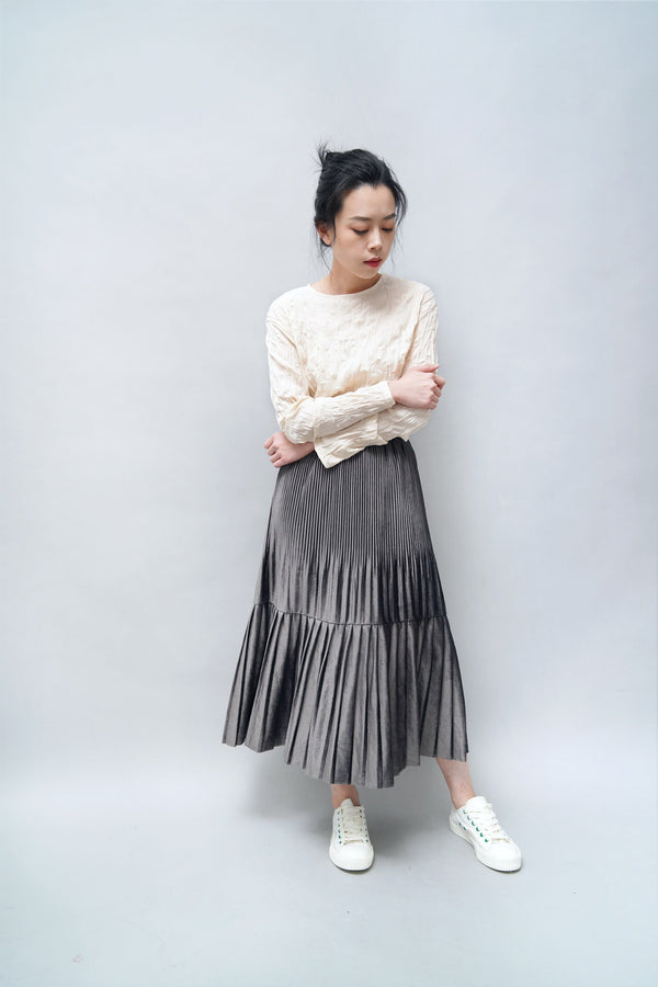 Grey pleats velvet skirt