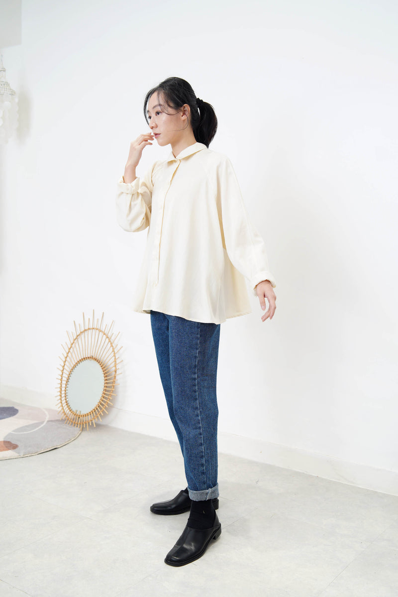 2 ways cream blouse in flare cut
