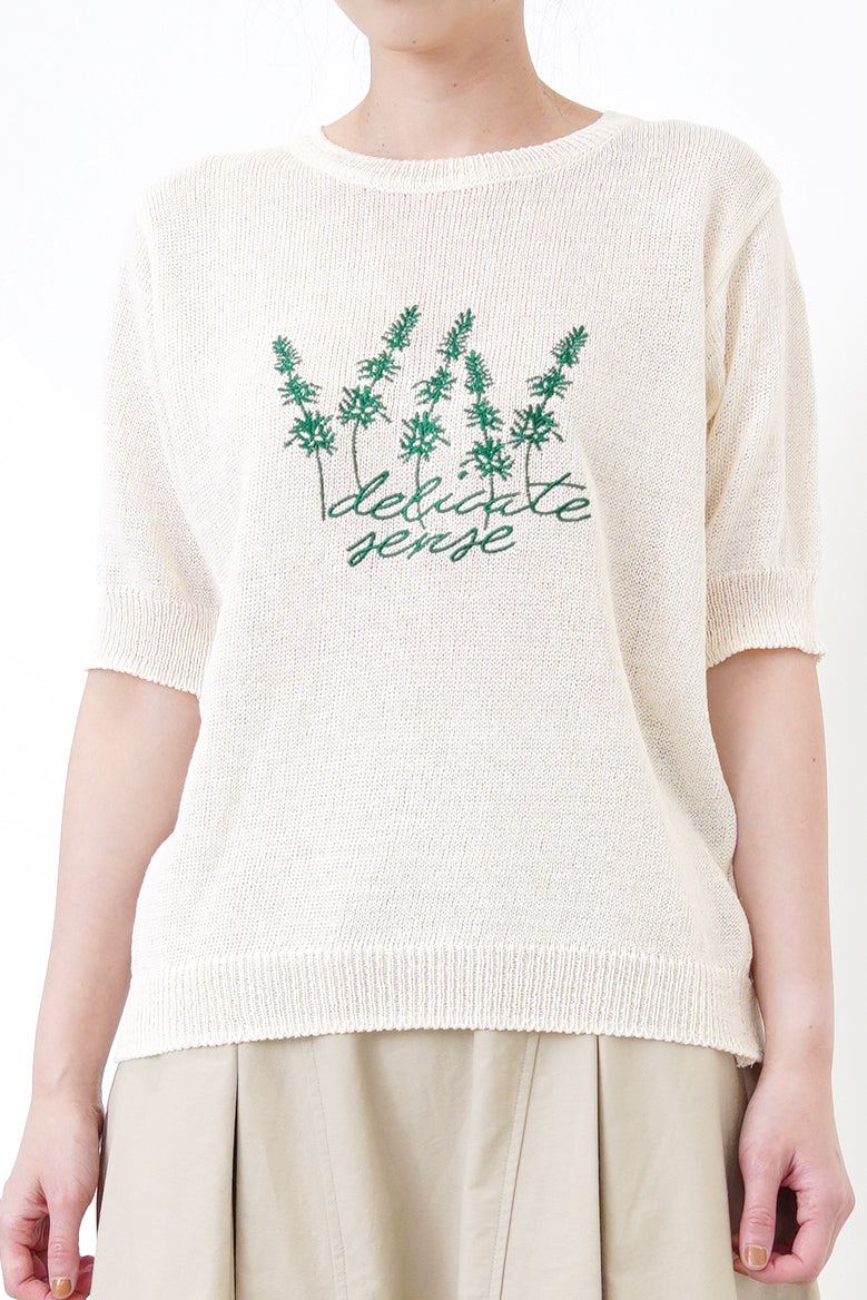 Linen knit top in embroidery