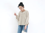 Oatmeal detail pleats blouse in boat collar