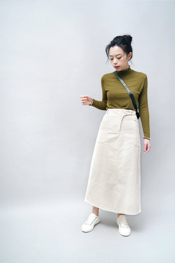 Ivory corduroy skirt in elastic waist