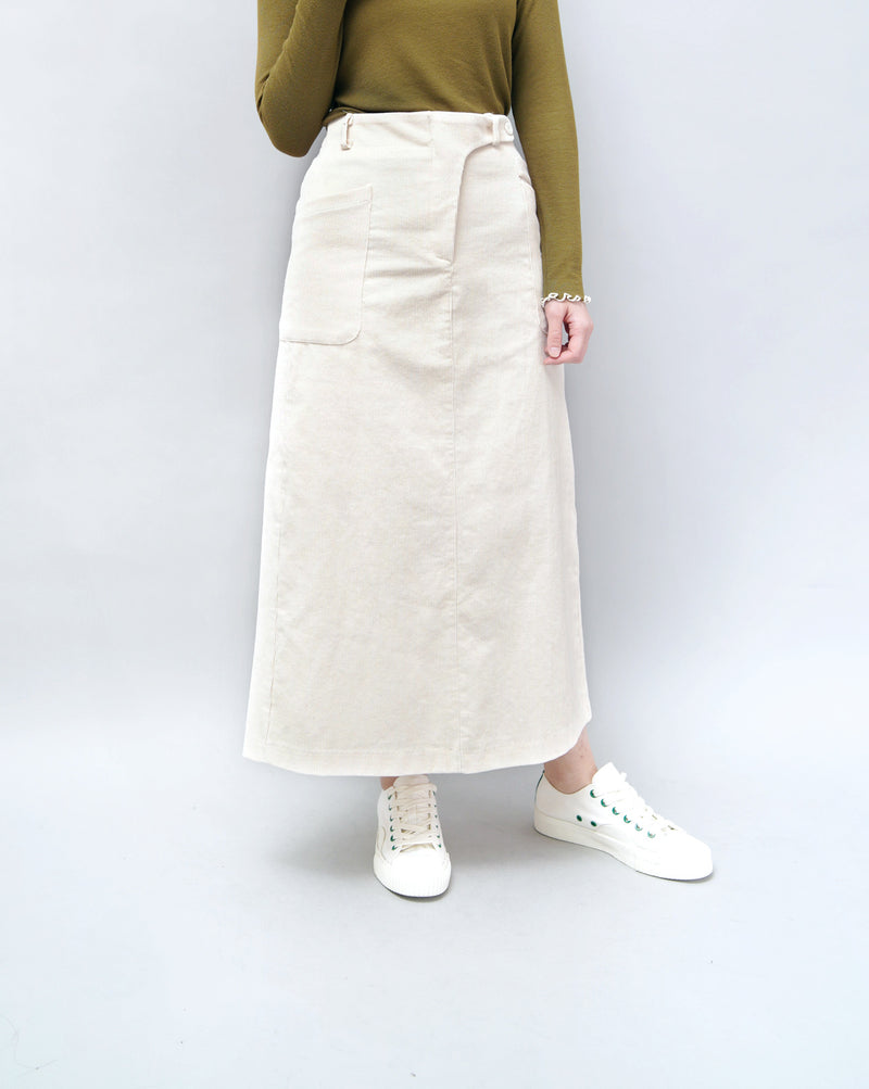 Ivory corduroy skirt in elastic waist