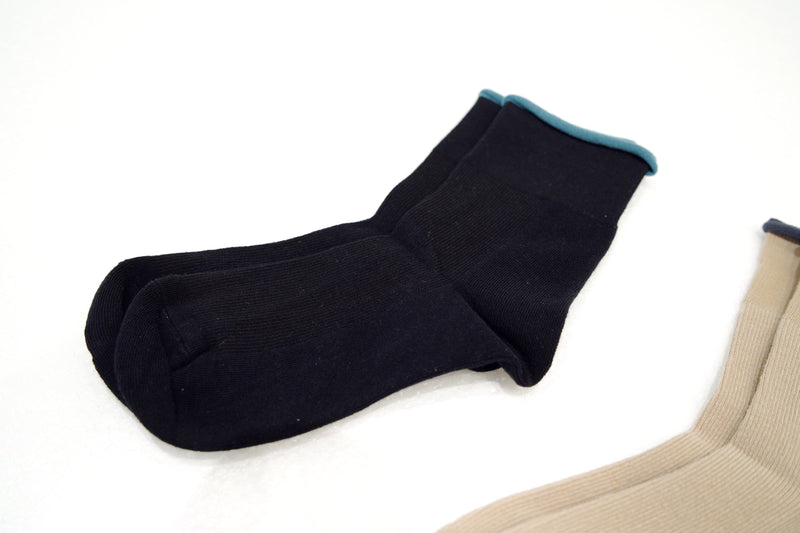 Contrast color rolling socks