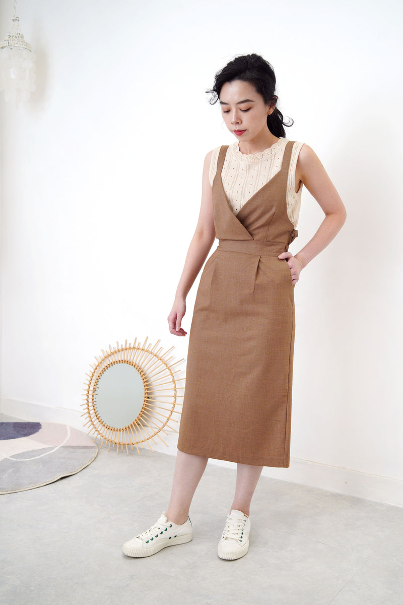 Brown cami dress w/ elastic waist back