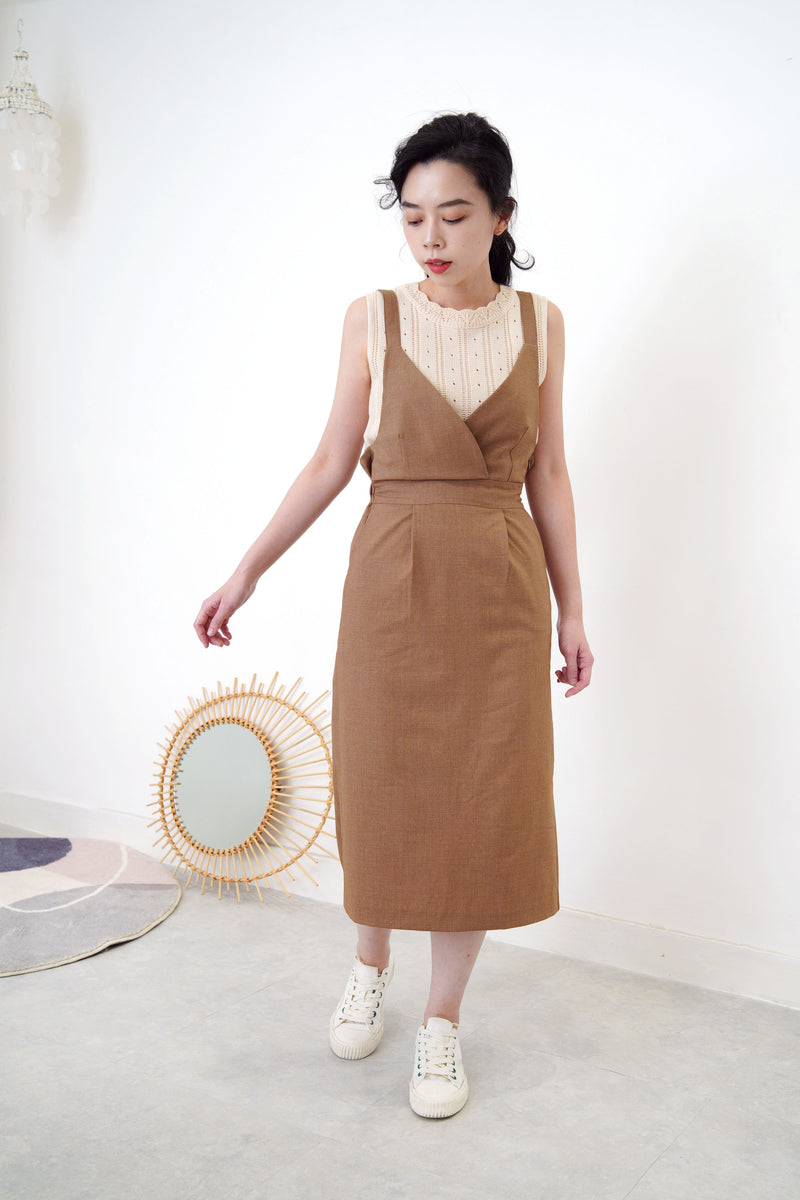 Brown cami dress w/ elastic waist back