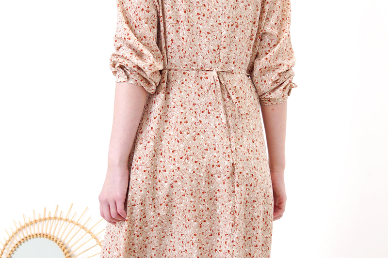 Beige v neck floral dress w/ waist string