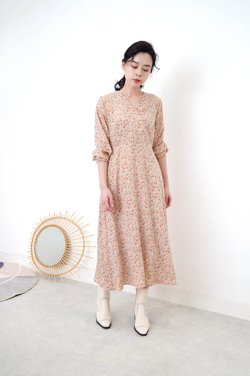 Beige v neck floral dress w/ waist string