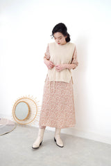 Beige v neck floral dress w/ waist string